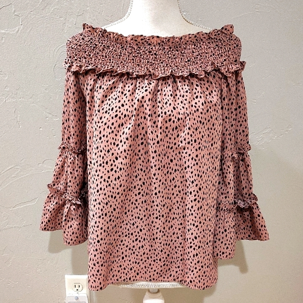 And The Why Pink Brown Spotted Smocked Neck Blouse Size Small Ruffle Sleeve
